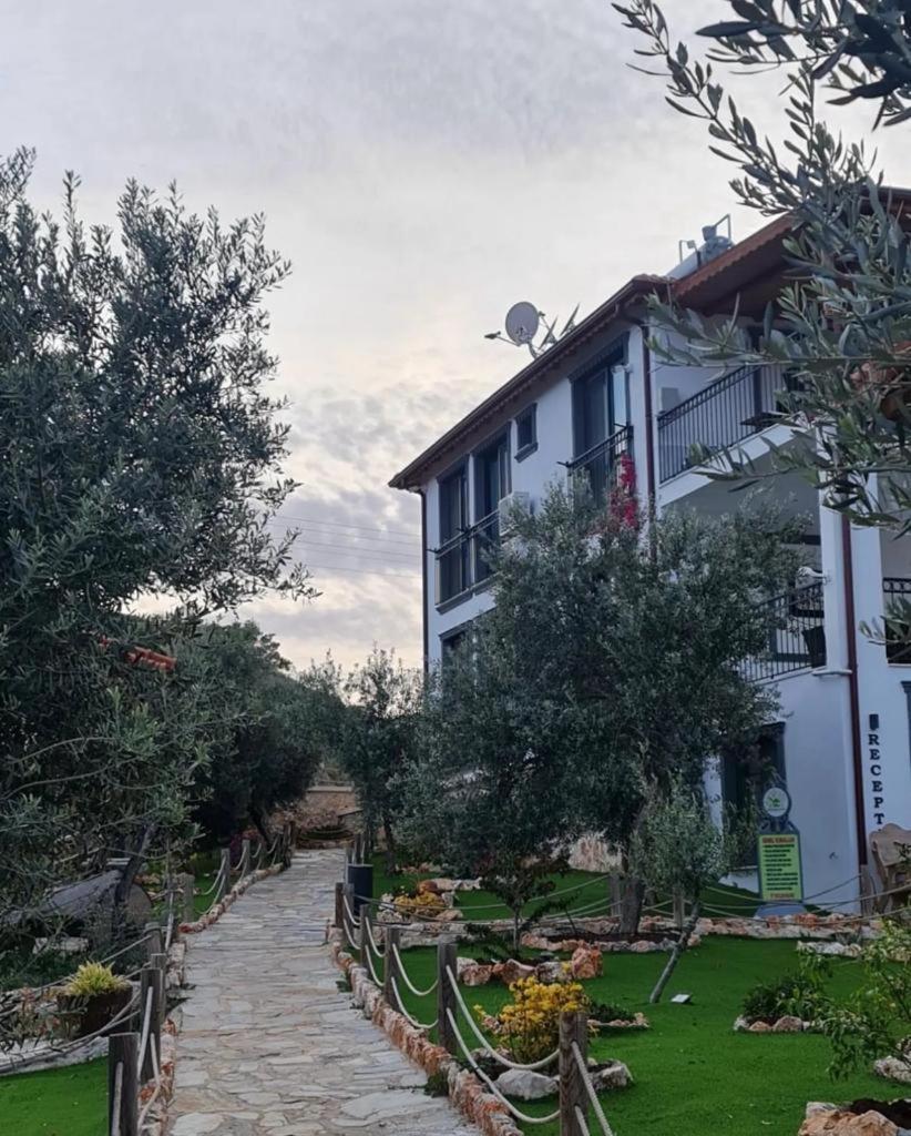 Doganin Ruhu Hotel & Bungalow Каш Екстер'єр фото